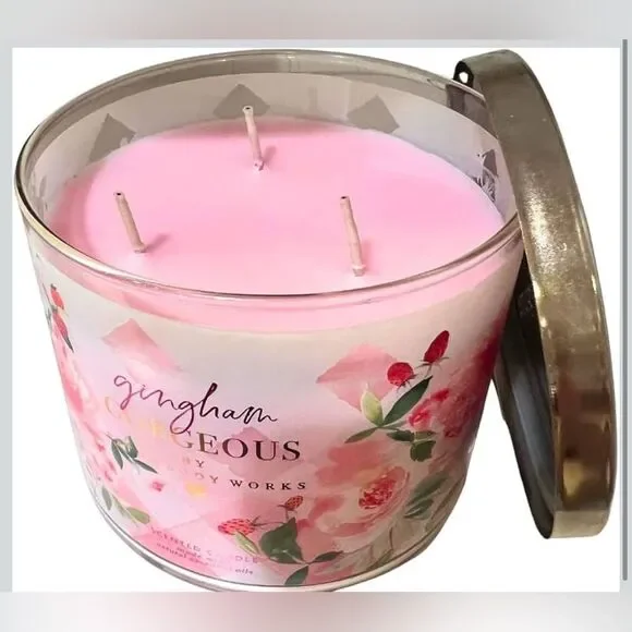 Bath & Body Works 3 Wick Scented Candle Gingham Gorgeous strawberry peach 14.5 - Picture 2 of 5